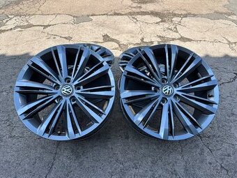 VW Passat B8 FL Liverpool R line  alu kola