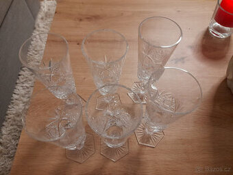 Broušené sklenice na šampaňské/víno