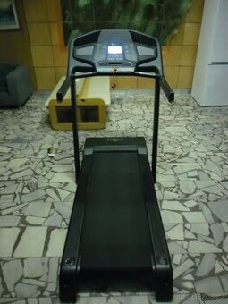 Prodáme běžecký pás Domyos T900D