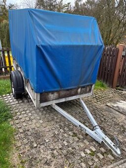 Přívěsný vozík / Nákladní přívěs valníkový 750kg