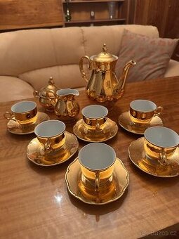Zlatá čajová souprava