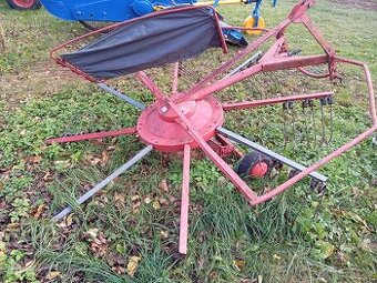 Shrnovač sena nesený 2,5m