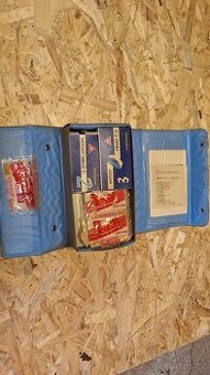 Retro autolékarnička