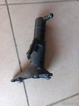 Levý píst ostřikovače světla VW Touareg 7P