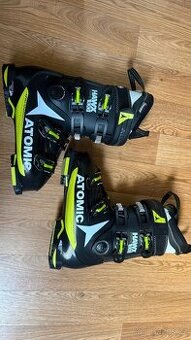 Lyžáky Atomic Hawx