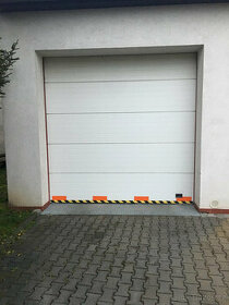 Garážová sekční vrata š.2970x2970