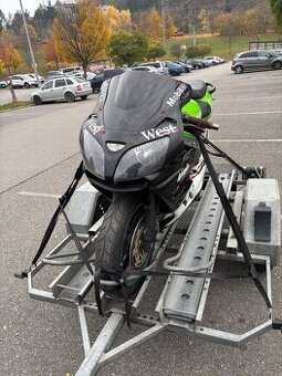 Rozprodam Kawasaki Zx9R Ninja 00-03 na nahradni dily.