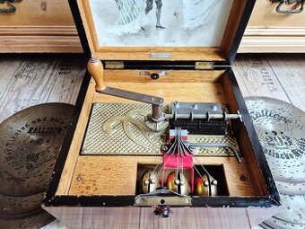 Starožitný hrací stroj Kalliope Musikwerke AG, 1898