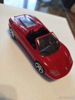 Sbírka modelů 1:38 Ferrari z roku 2007