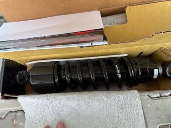 Tlumice na Harley Davidson VROD