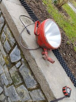 Přídatný světlomet - hasičský hledáček