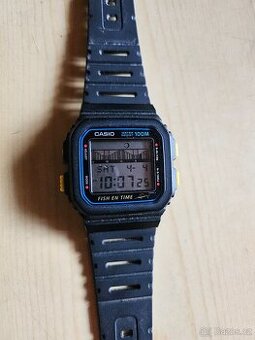 Digitalni hodinky casio