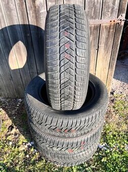 215/65 R17 zimní sada Pirelli