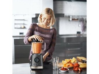 Výkonný stolní mixér Black Decker BXJB1800E , nepoužívaný