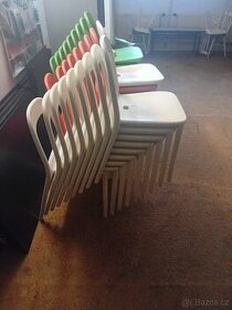 Prodám plastové židle