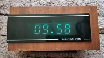 Digitální budík Elektronika z CCCP