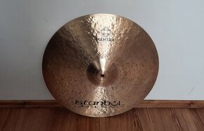 Prodám nový crash Istanbul Agop Mantra20"C.Blackman(PC11290)