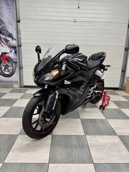 Yamaha YZF-R125 2014 TOP STAV ZÁRUKA
