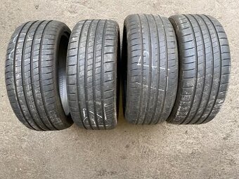 Letní pneu 225/40 R19
