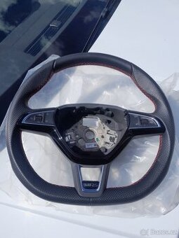 Nový zkosený volant octavia rs3