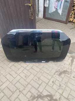Zadní okno Mercedes V-class
