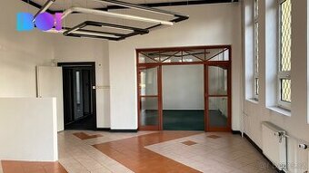 Pronájem obchodního prostoru, 107 m², ul. Lidická, Třinec - 1