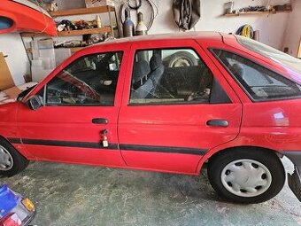 FORD ESCORT 1,4 OHC. 55kW, r.v 1995