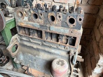 Blok motoru Zetor 6911