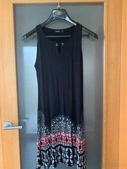 Letni saty Desigual M