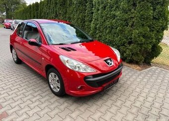 Peugeot 206 1,1 i Nová STK Klima benzín