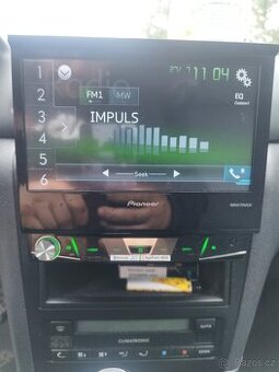 Prodám Pioneer AVH-X7800BT