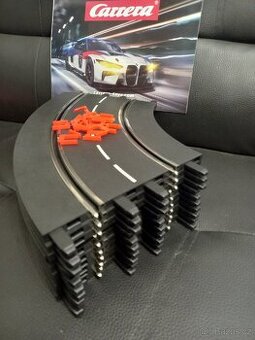 Autodráha carrera evolution digital starší zatáčky 1/60