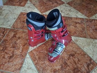 ZNAČKOVÉ LYŽÁKY NORDICA, VEL.43 - 44, BARVA BORDÓ