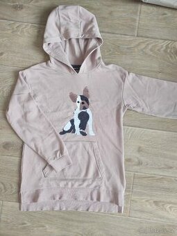 prodloužená mikina