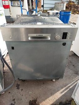 Prodám  vestavnou digitální  myčku ZN.BOSCH-60CM--DOVEZU--