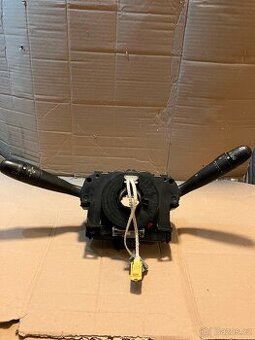 Páčky ovládání blinkrů a stěračů Peugeot , Citroen