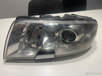 Superb 1 přední levé svetlo