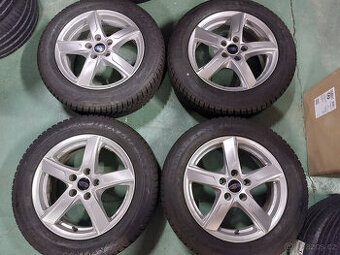 Kompletní hliníková kola 16" na Ford Focus IV. zimní Dunlop