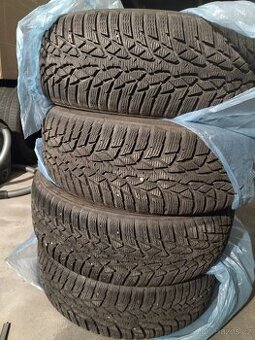 Zimní pneu Nokian 215/60 r17