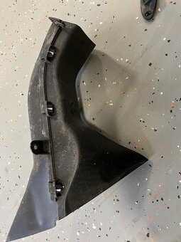 BMW F36 vedení vzduchu pravé