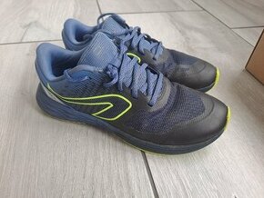 Chlapecké botasky jako nové vel.36 (22,5 cm) jako nové