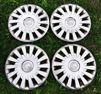 Poklice kryty kol 16" Škoda Octavia lll