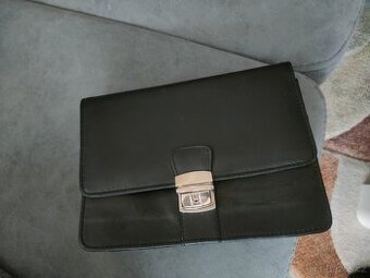 Černá pánská kožená dokladová etue Arwel