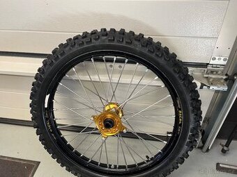 Přední kolo Rmz 450