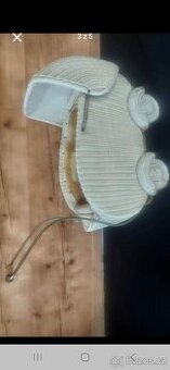 Starožitný kočárek