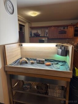 Želví stůl/terárium