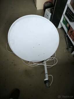 Satelit , parabola i přijímač