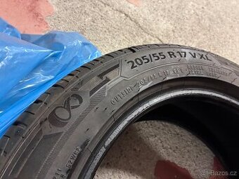 Prodám 4x pneumatiky Barum BRAVURIS 5HM 205/55 R17