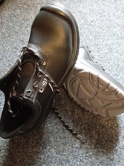 Pracovní obuv CXS vel. 44 , nové, ocel špička