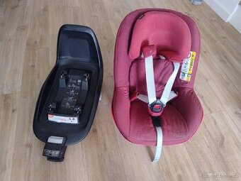 Maxi-Cosi Pearl + 2WayFix Base